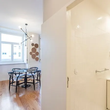 Cute & Bright Flat W/ Ac By Lovelystay Porto Exterior photo