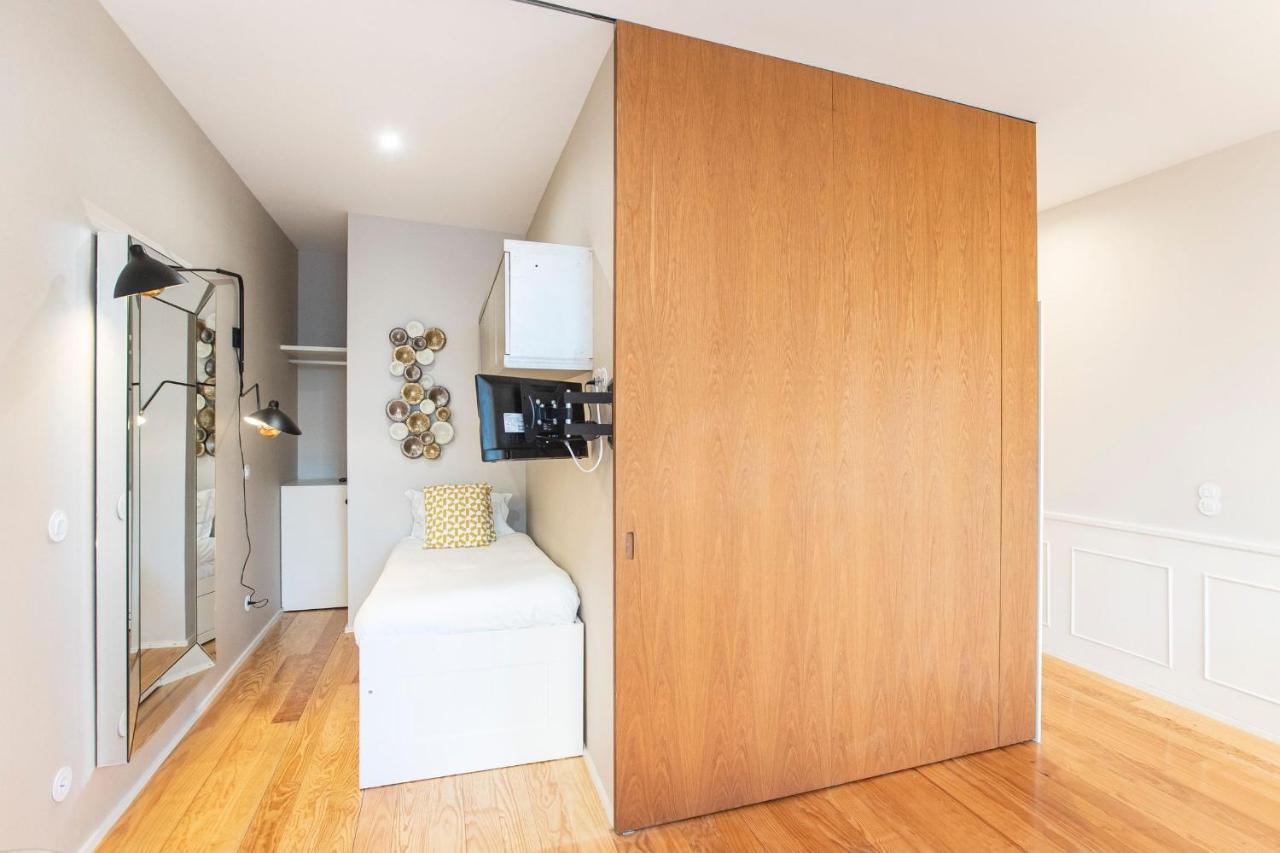 Cute & Bright Flat W/ Ac By Lovelystay Apartment *
