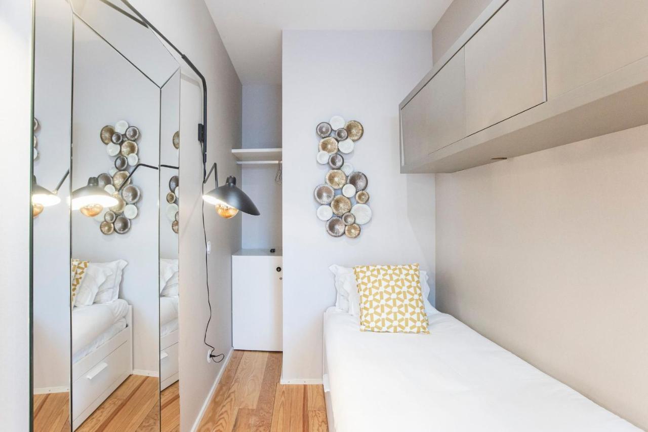 Cute & Bright Flat W/ Ac By Lovelystay Apartment *