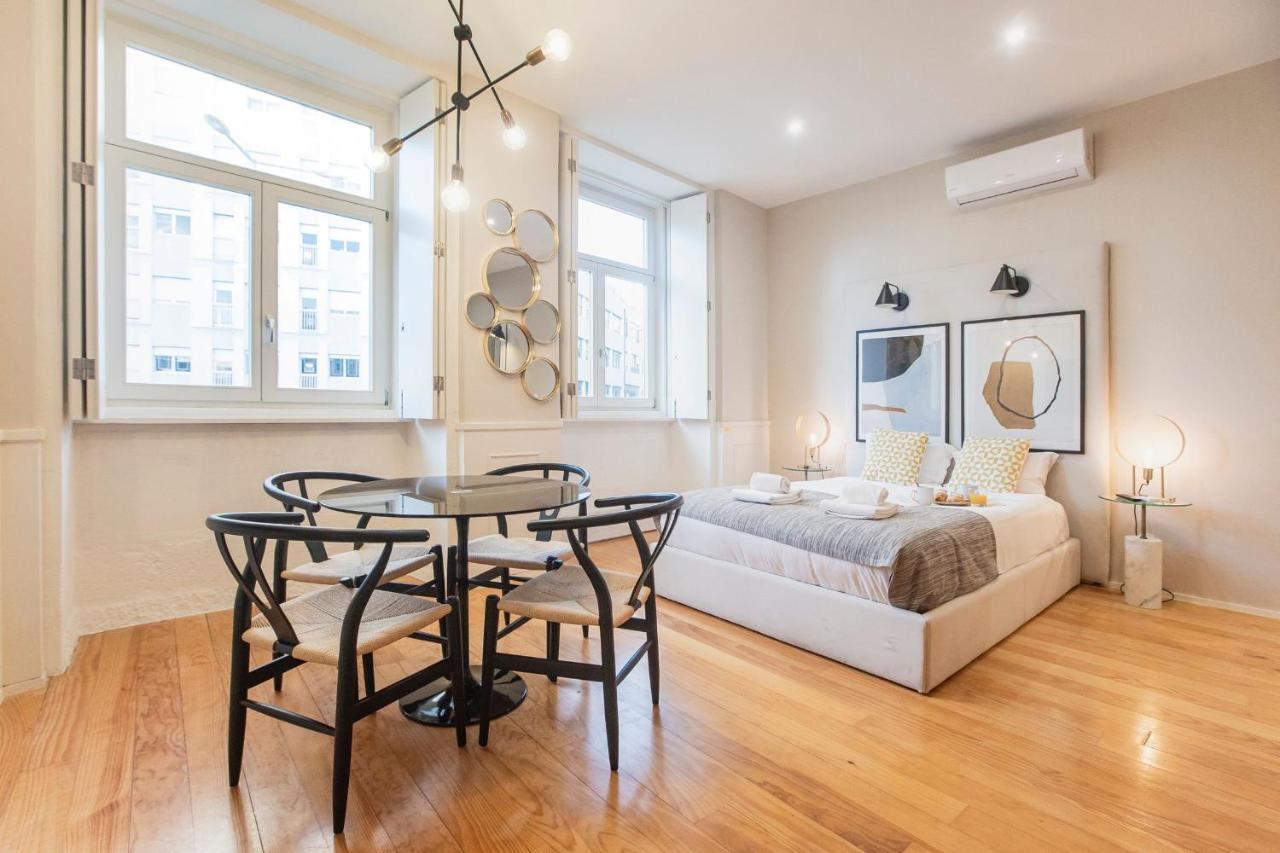 Cute & Bright Flat W/ Ac By Lovelystay Apartment